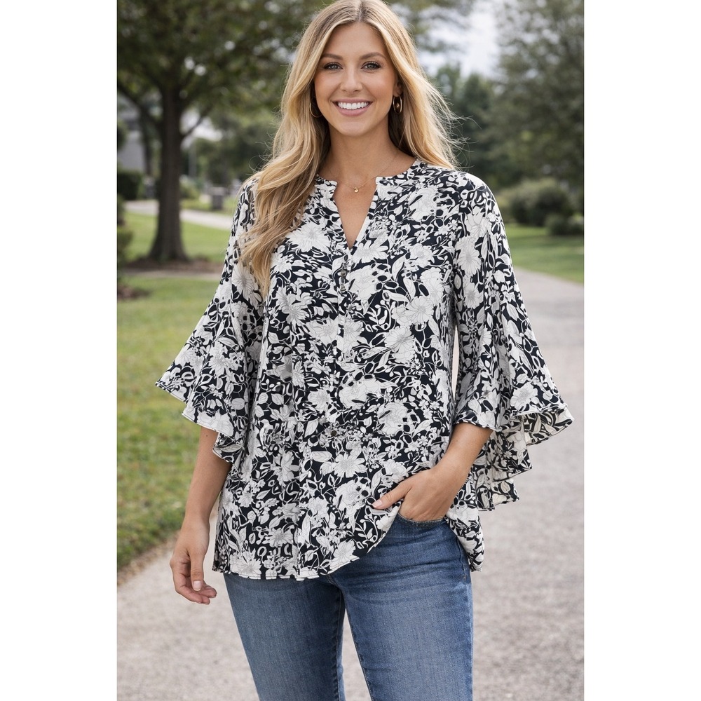 Rose + Olive Black Women Top Plus White Floral Ruffle Bell Sleeve Blouse 1X